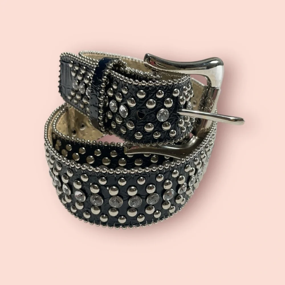 Guess Belt Black Leather Rhinestone Silver Studded 46” Long 1.5